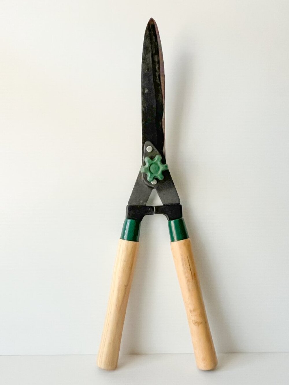 Home Gardener Wood Handle Hedge Shears - Garden Trimming Tool